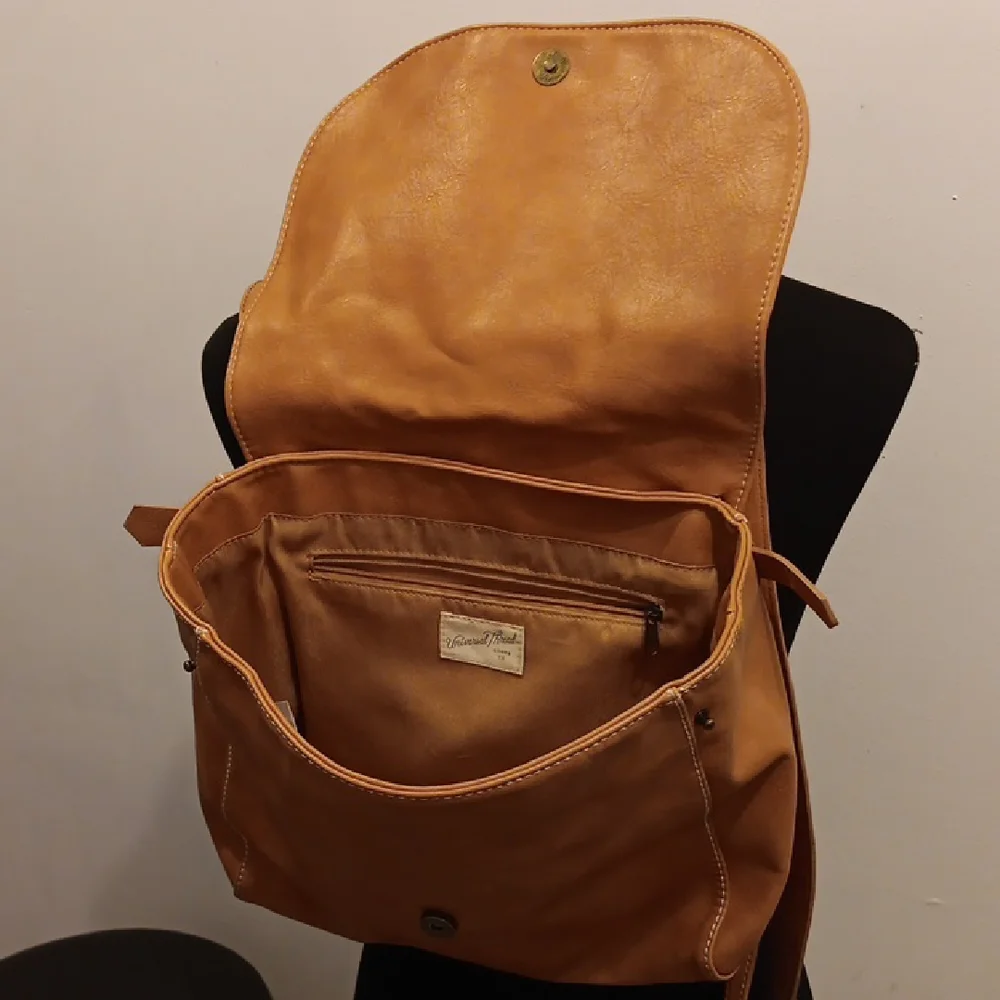Backpack with Slouchy Design - Picture 5 of 9
